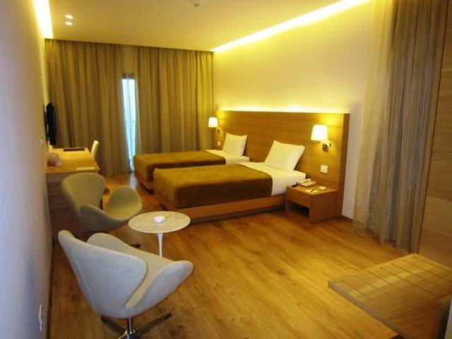 Boutique Hotel Jal el Dib ภายนอก รูปภาพ