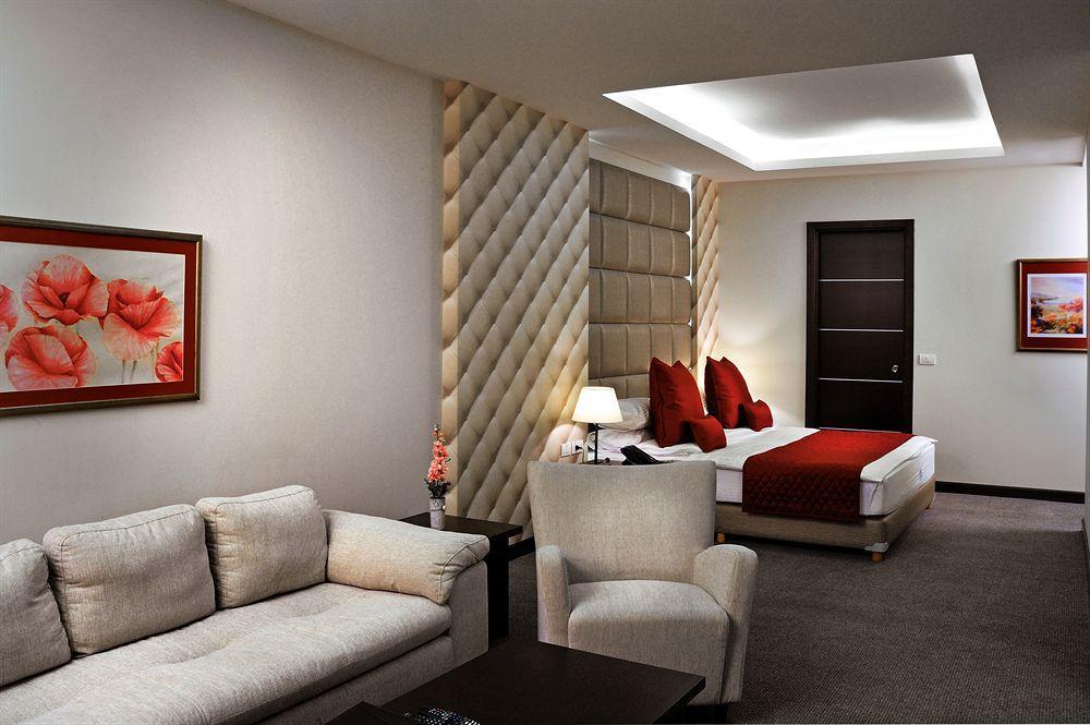 Boutique Hotel Jal el Dib ภายนอก รูปภาพ