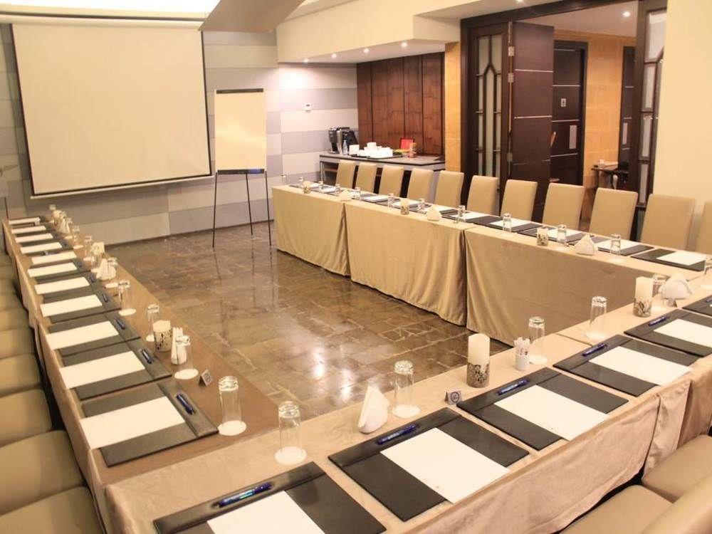 Boutique Hotel Jal el Dib ภายนอก รูปภาพ
